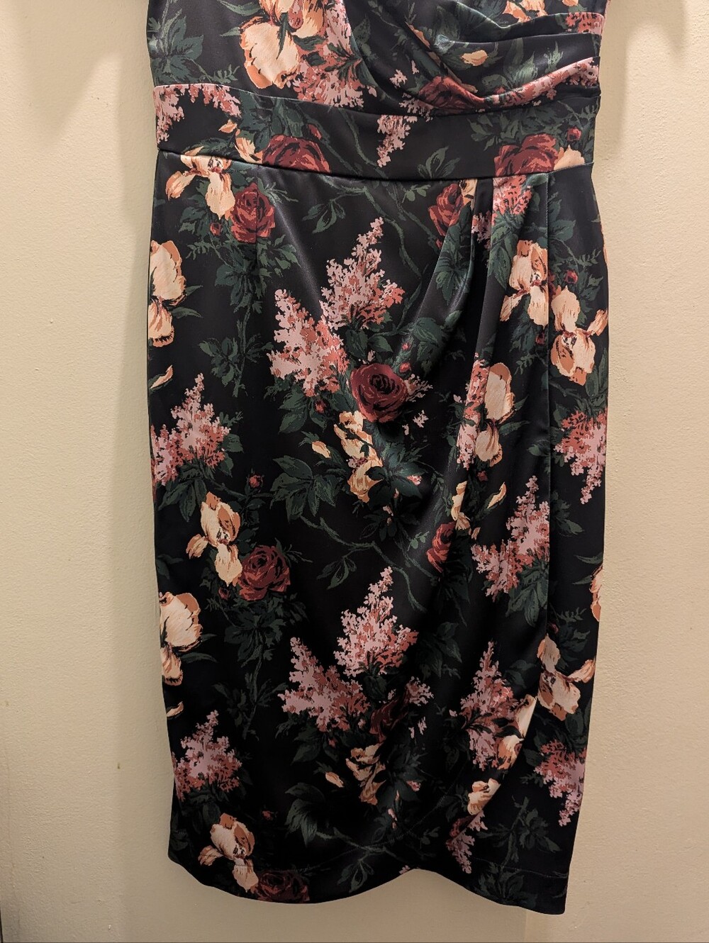 Pinup Couture Ava Faux Wrap Wiggle Satin Dress Black w/ Pink Floral Print- XL - Picture 5 of 16